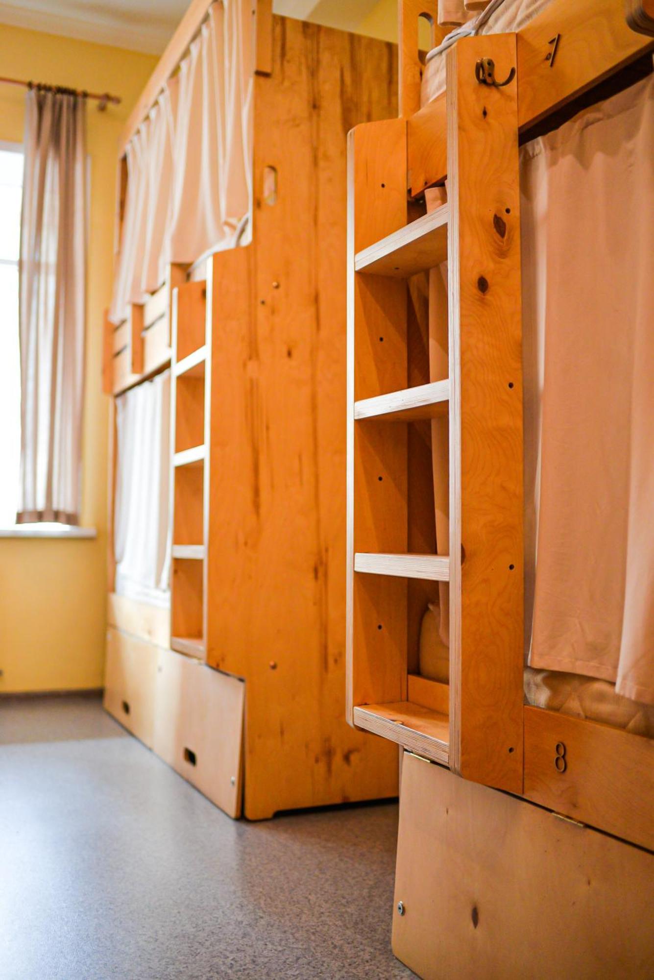 Forum Hostel *